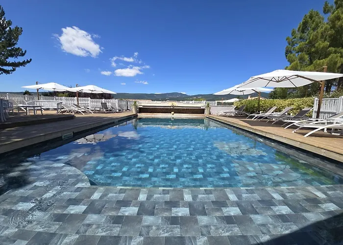 Hôtel accueillant les animaux: Hostellerie du Val de Sault